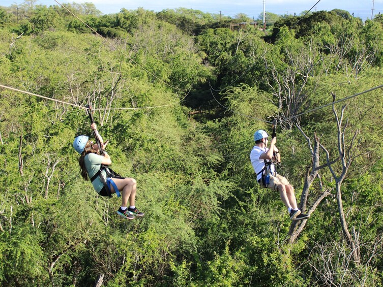 Zipline Adventure at Coral Crater Park 3