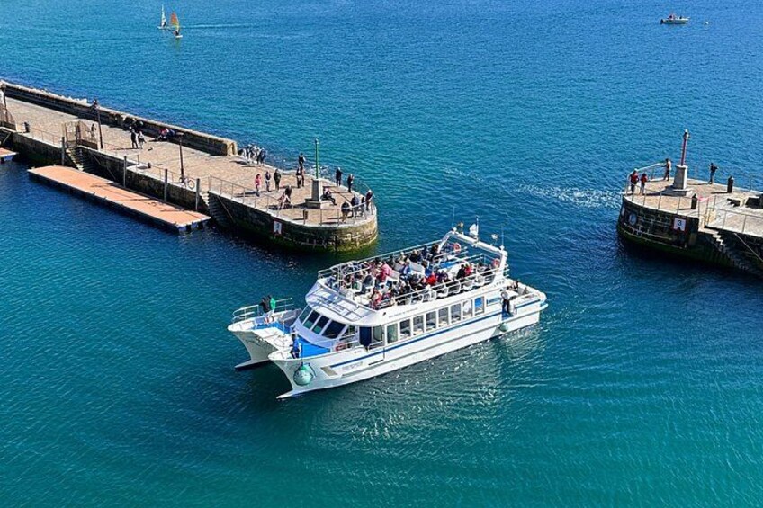 Entrance to the Port of San Sebastian 5