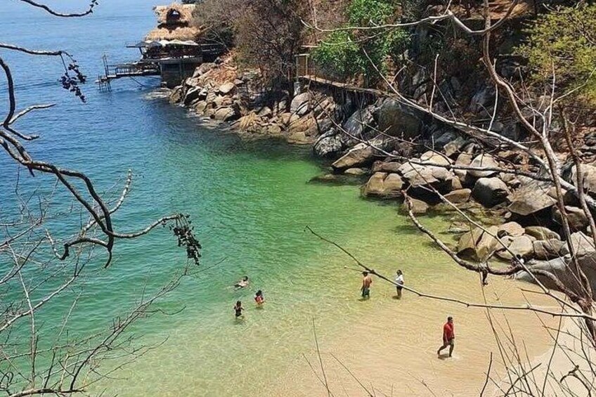 Full-Day Trail to 6 hidden Beaches, Colomitos & Snorkeling 2