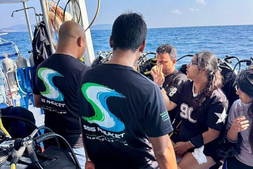 Full-Day Beginner Scuba Course with Private Tuition, Racha Yai 3