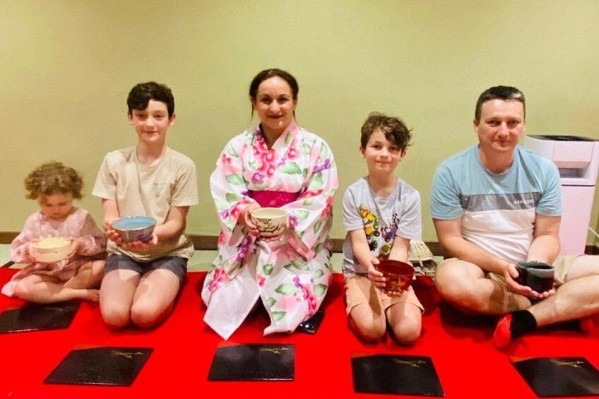Tea Ceremony Experience in Osaka Doutonbori 3