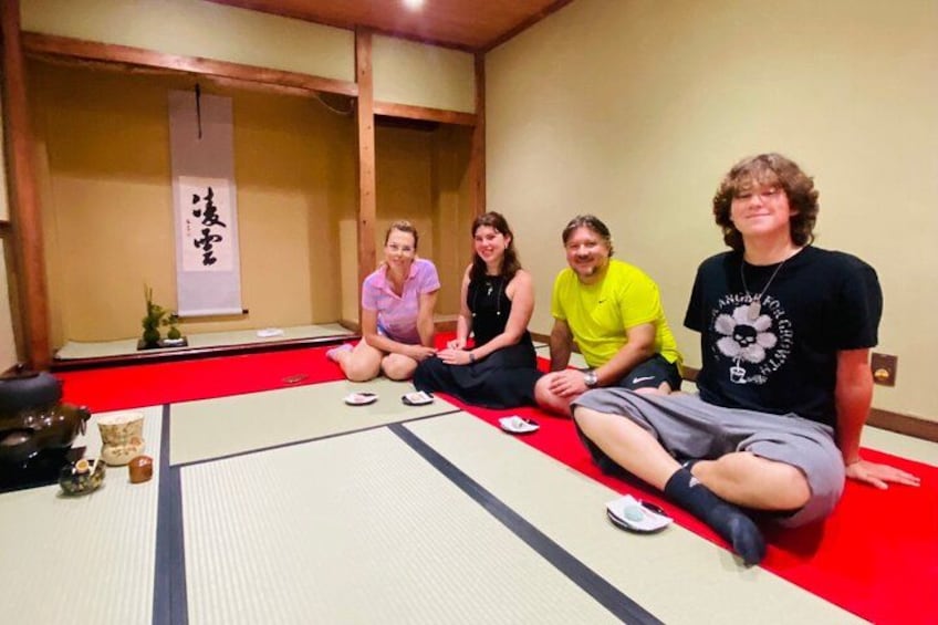 Tea Ceremony Experience in Osaka Doutonbori 5