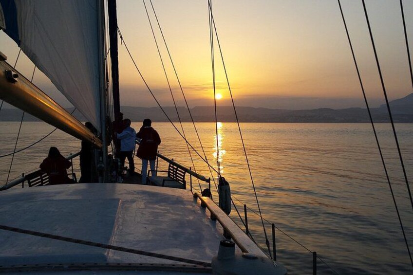 Sunset Sailing Experience in Estepona 1
