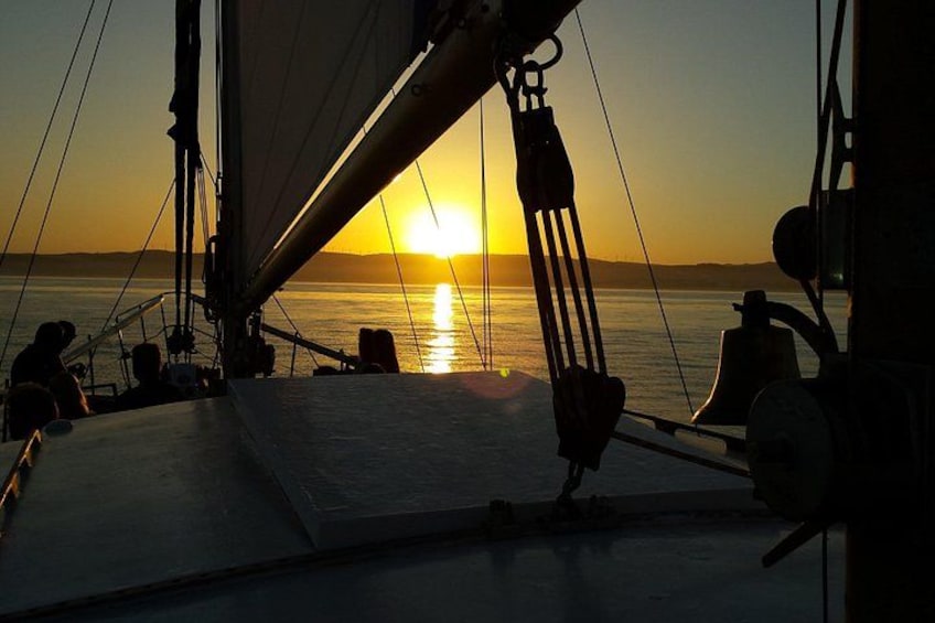 Sunset Sailing Experience in Estepona 4