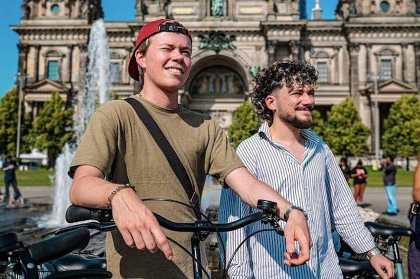 Berlin: Guided Bike Tour to Explore the Highlights 3