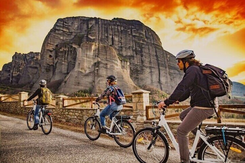  Meteora Sunset E-Bike Tour