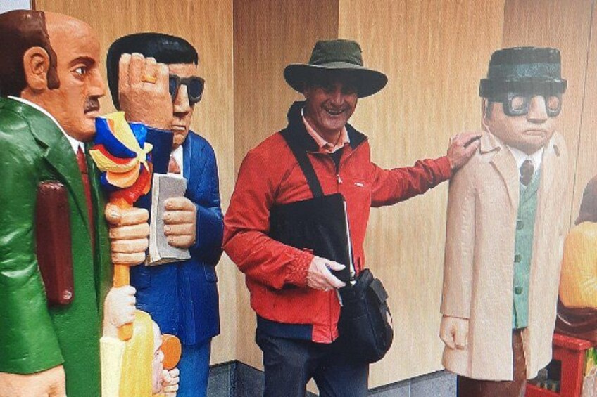John Hooper statues 2