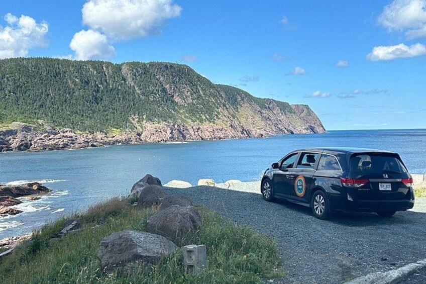 Let's explore Newfoundland's dramatic coastline together! 3