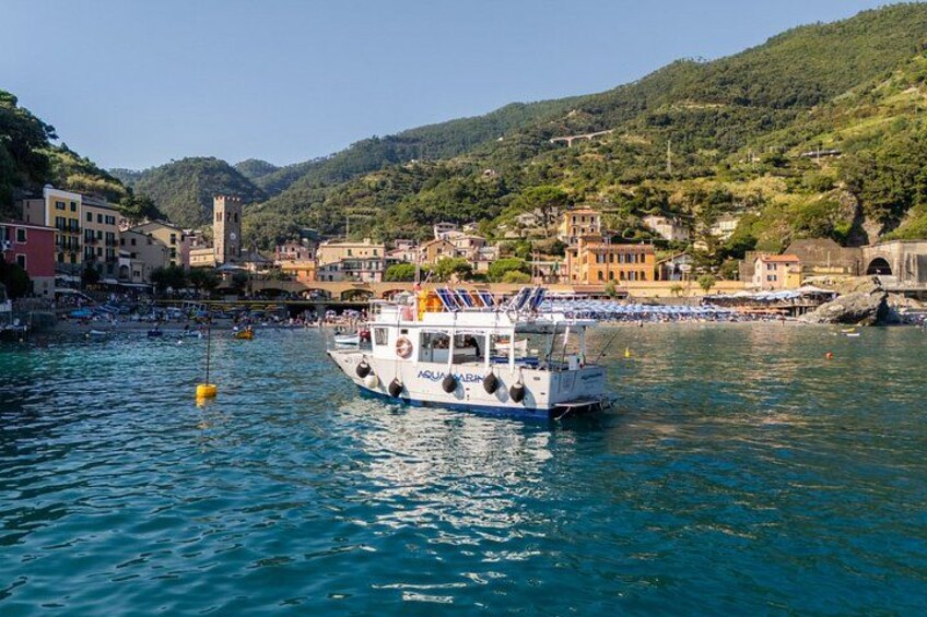 Cinque Terre Lunch boat tour 5