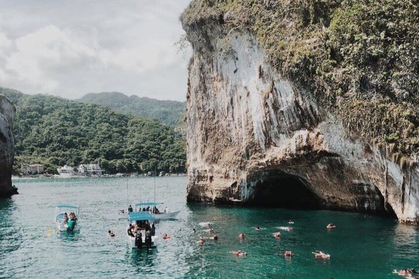 https://media-cdn.tripadvisor.com/media/attractions-splice-spp-720x480/14/84/bb/78.jpg 2