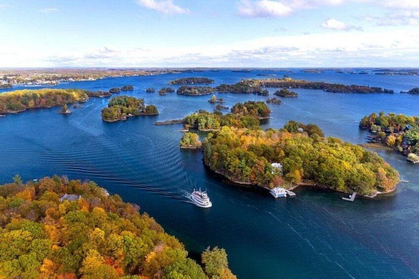 3 Hr 1000 Islands Cruise from Gananoque with view of Boldt Castle 3