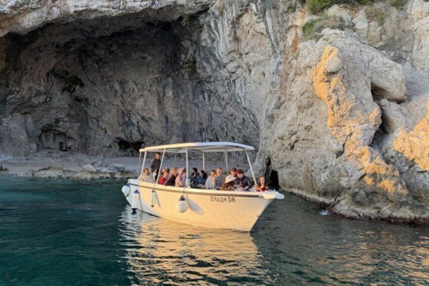 Dubrovnik Romantic Sunset Cruise 4