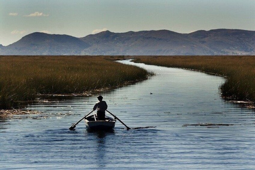 Full Day Lake Titicaca Tour to Uros and Taquile Islands 2