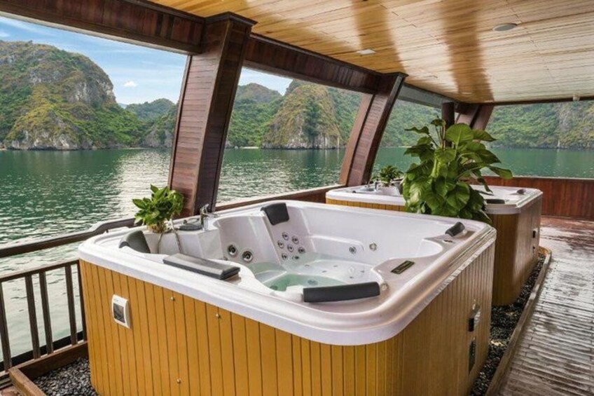 2-Day Ha Long-Lan Ha Bay-Bai Tu Long Bay 5 Star Cruises & Balcony 3
