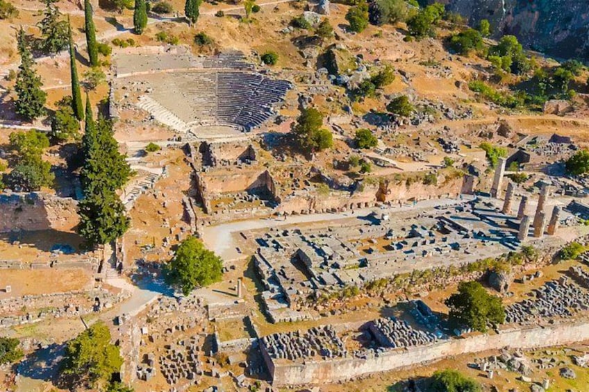 Delphi and Thermopylae Full Day Experience 4