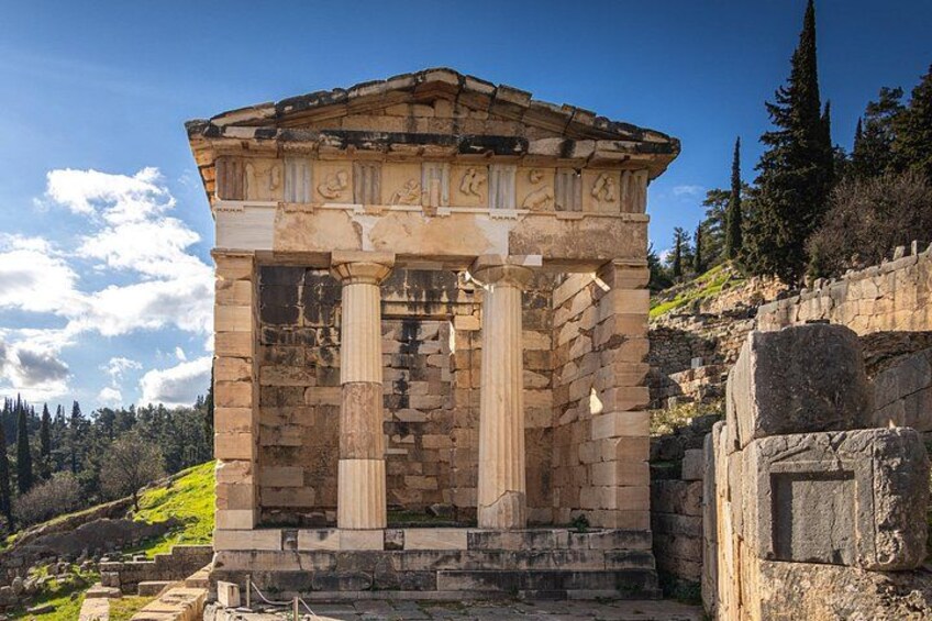 Delphi and Thermopylae Full Day Experience 2
