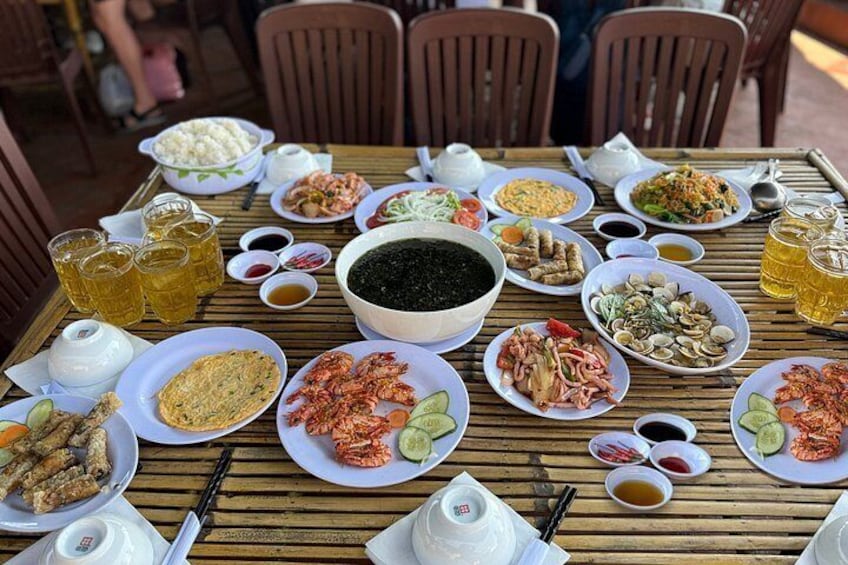 Coral Reef Snorkeling and Floating Bar Party from Nha Trang 4