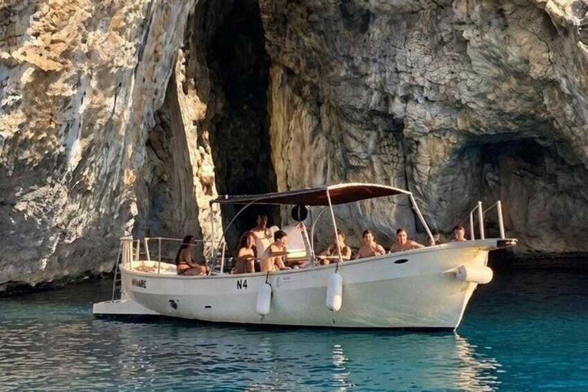 3-Hour Guided Boat Tour to the Caves in Santa Maria di Leuca 1