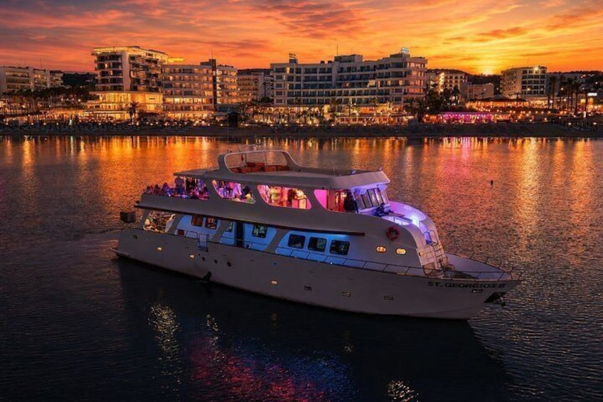 The Original 80/90's & DJ Sunset Cruise - ADULTS 16+ 2