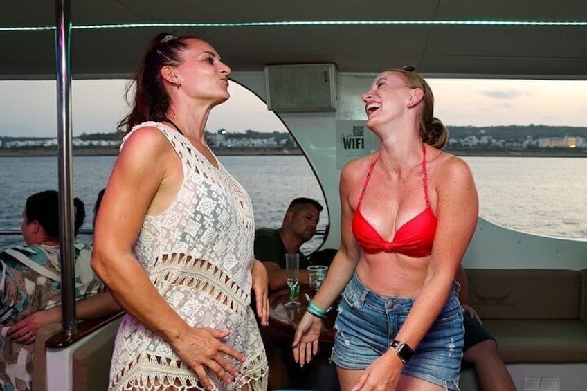 The Original 80/90's & DJ Sunset Cruise - ADULTS 16+ 5