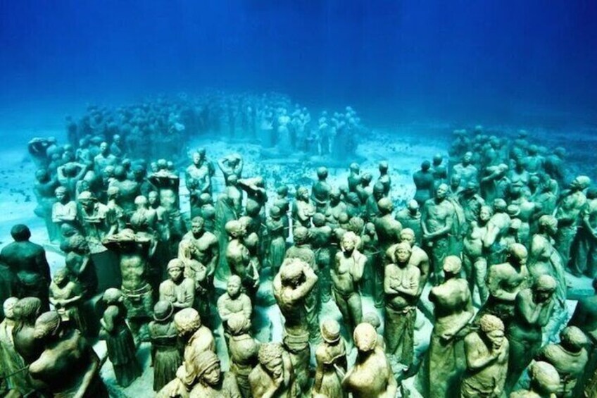 Snorkeling in Isla Mujeres and Underwater Museum