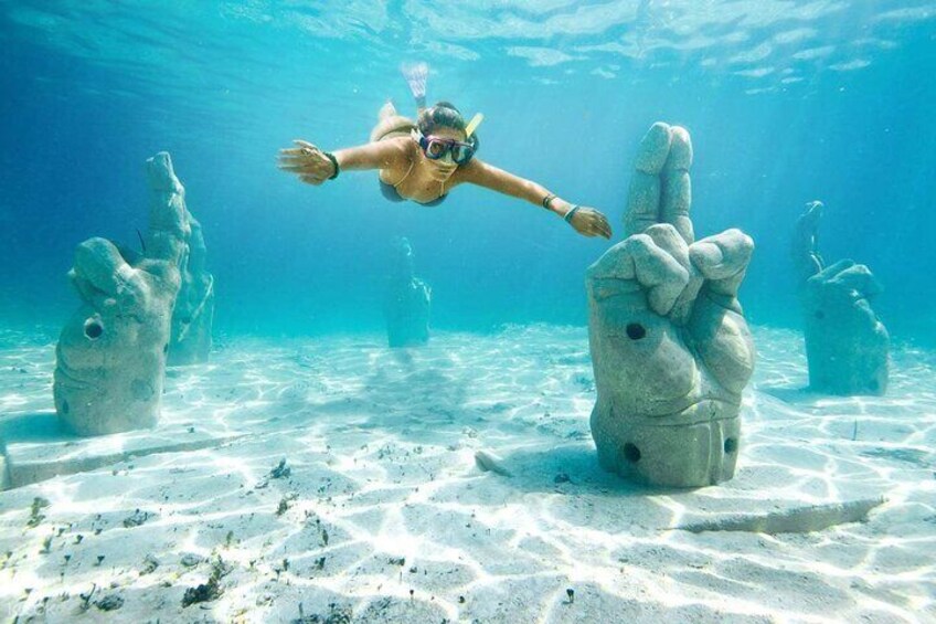 Snorkeling in Isla Mujeres and Underwater Museum