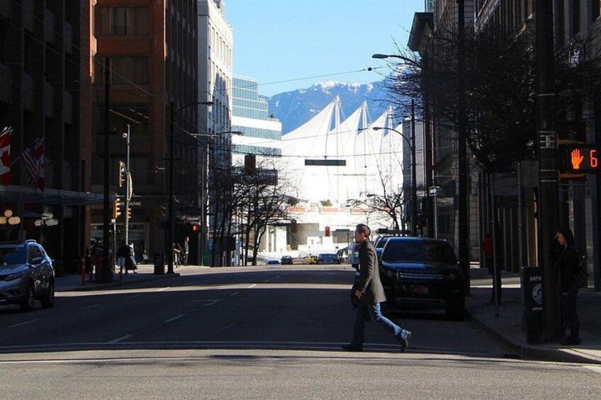 Spy Escape in Vancouver: Outdoor Puzzle Adventure 2
