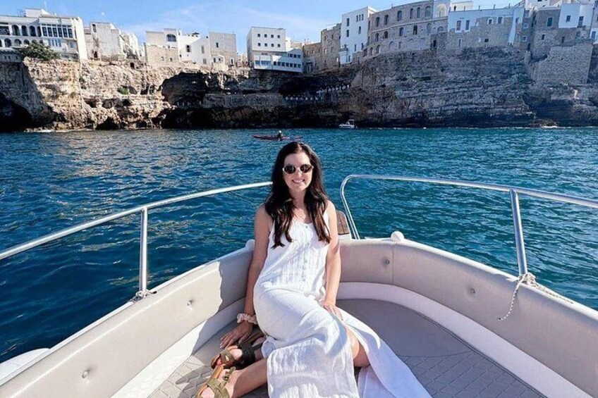 Private tour in Polignano to discover the caves with aperitif 2
