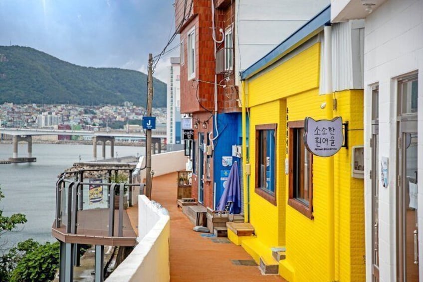 Busan Top Coastal Highlights with Gamcheon Village & Sky Capsule 5