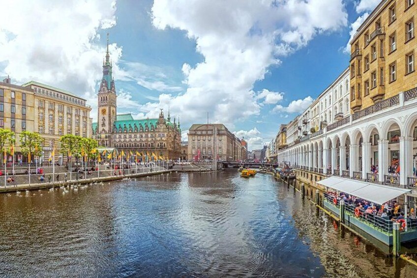 Highlights of Hamburg – Bike Tour with Insider Stories 5