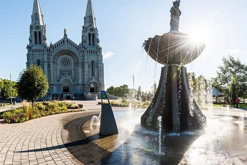 From Montreal: Quebec City & Montmorency Falls Full Day Trip 2