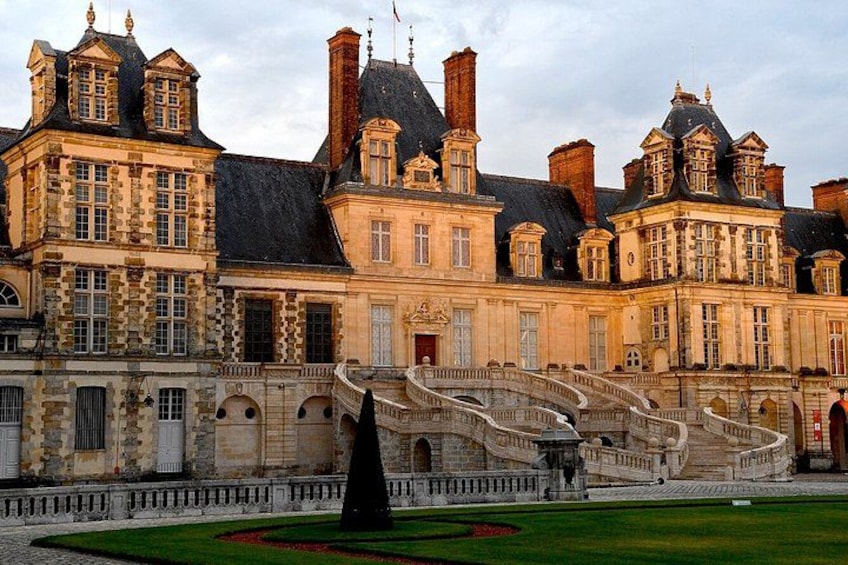 Fontainebleau & Barbizon Half-Day Trip from Paris with Entry 1
