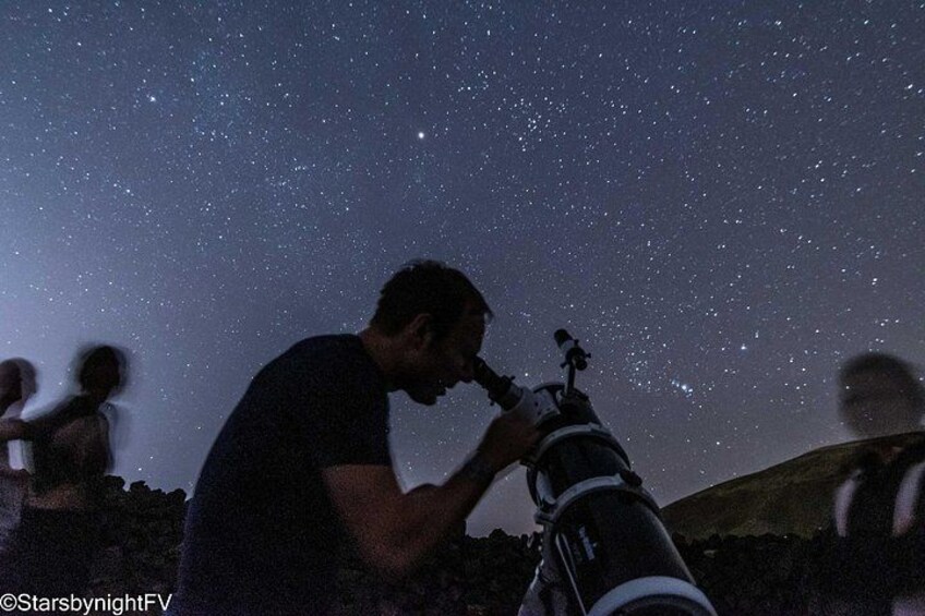 Explore the night sky! 1