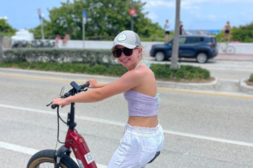 90 minute Fort Lauderdale E-Bike Tour: Las Olas, Beach & Mansions 4