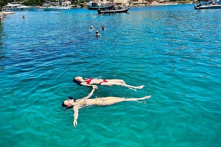 Private Tour from Split: Blue Lagoon & 3 Islands + Wine Included 1