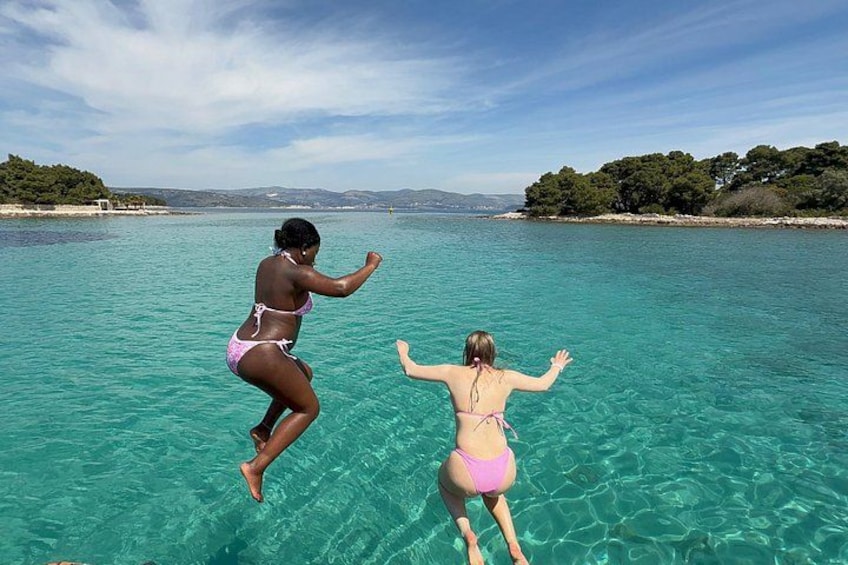 Private Tour from Split: Blue Lagoon & 3 Islands + Wine Included 5