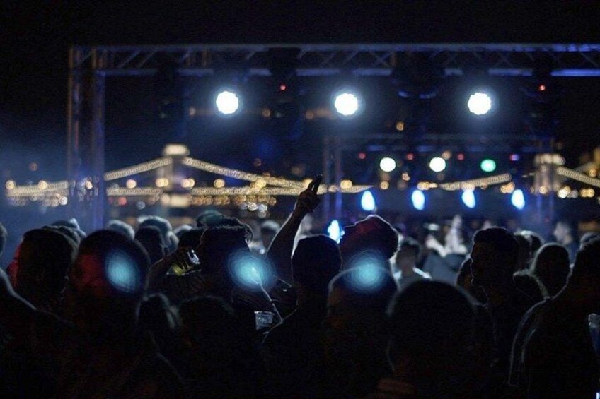 Budapest Danube Cruise with DJ, Drinks and After Party 2