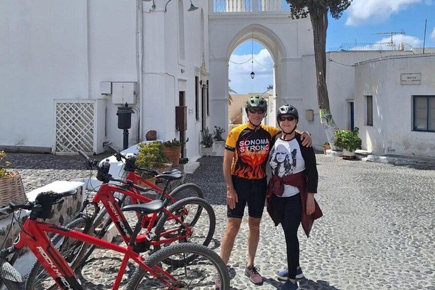 Santorini Small Group Guided E-bike Tour & Local Tomato Museum 3