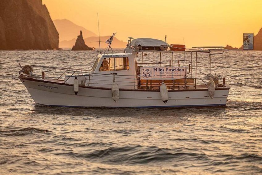 Shared Sunset Cruise from Pollonia to Polyaigos 2