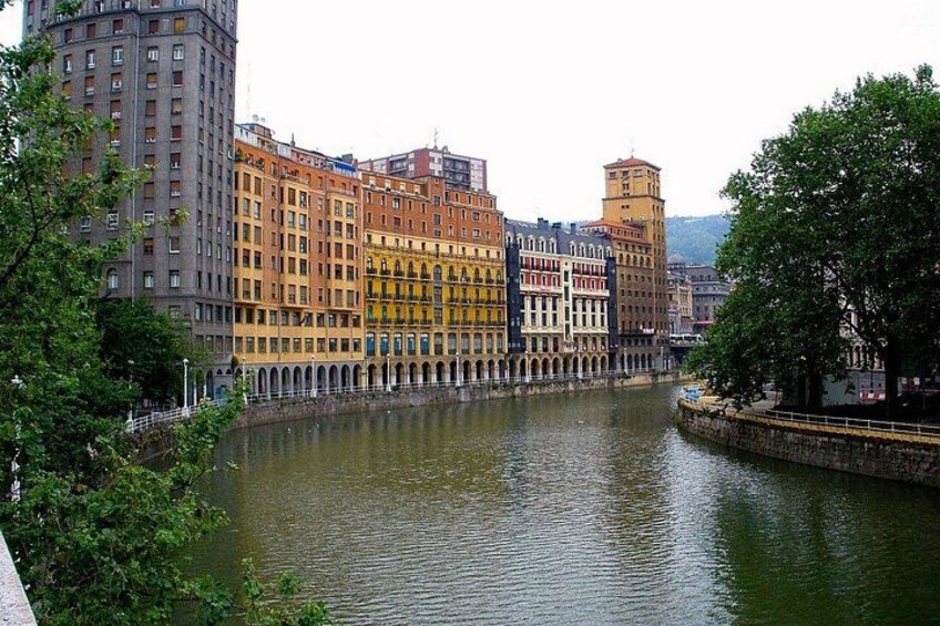 Private Bilbao Highlights, Guggenheim Museum & Basque Coast Tour 3