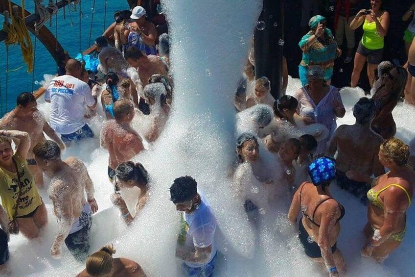 Alanya All Inclusive Pirate Boat Trip With Hotel Transfer 2