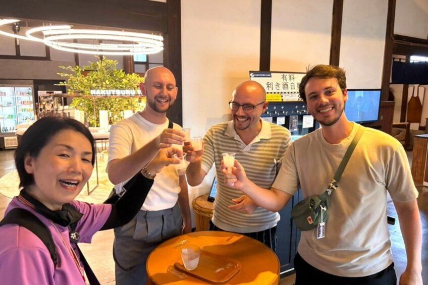 Kobe Sake Tour with Expert Guide: 3+ Breweries, Tastings Included 2