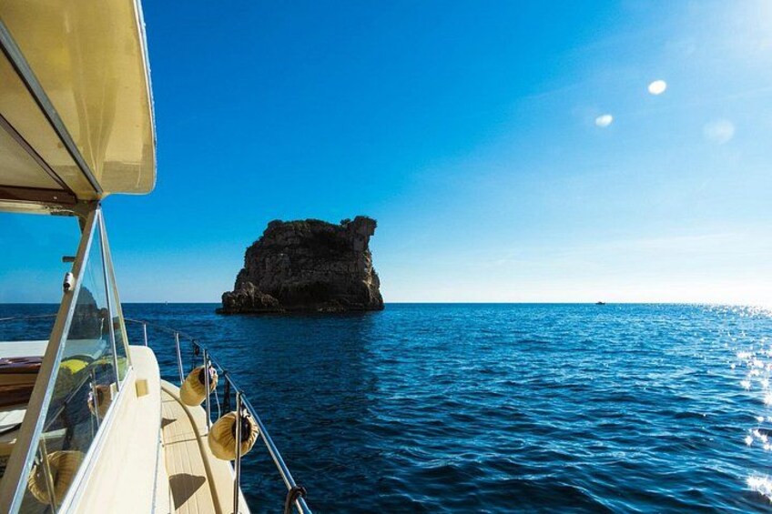 Private boat tour along the Amalfi Coast or Capri from Salerno 4