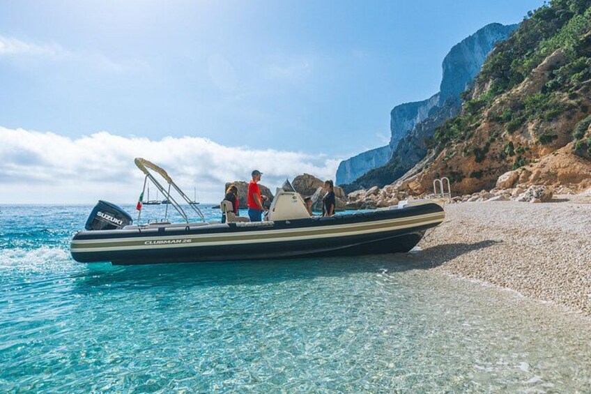 Tour along the coast of Baunei: a unique experience 3