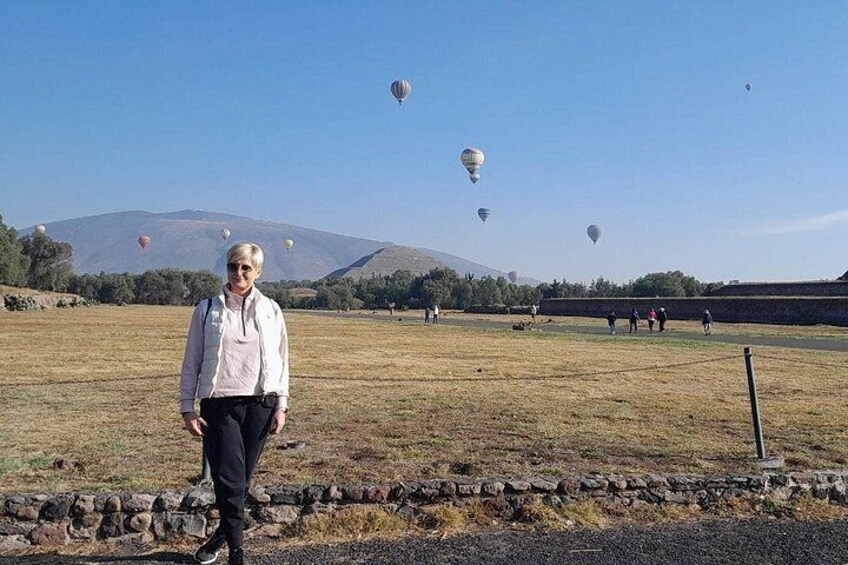 Private & Tailor Made Tour to Teotihuacan Pyramids! 2