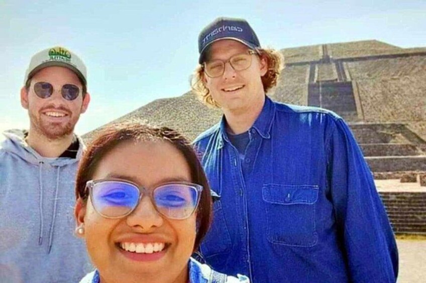Private & Tailor Made Tour to Teotihuacan Pyramids! 5