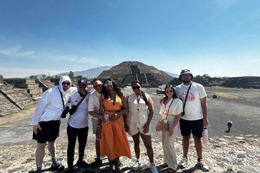 Private & Tailor Made Tour to Teotihuacan Pyramids! 2