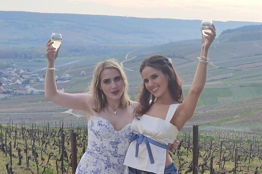 100% Champagne Lover An Amazing Champagne Sabrage Experience 4