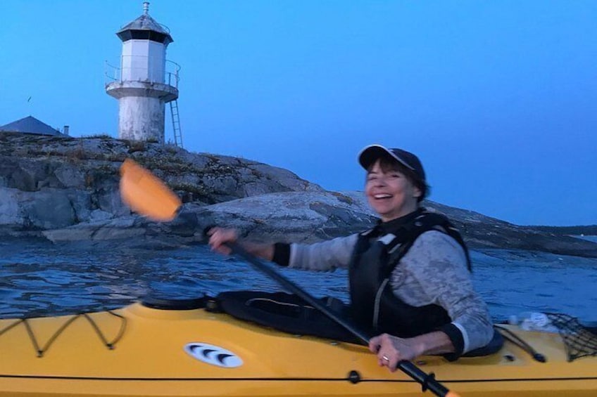 Quiet Sunset Kayaking in Stockholm Archipelago 3
