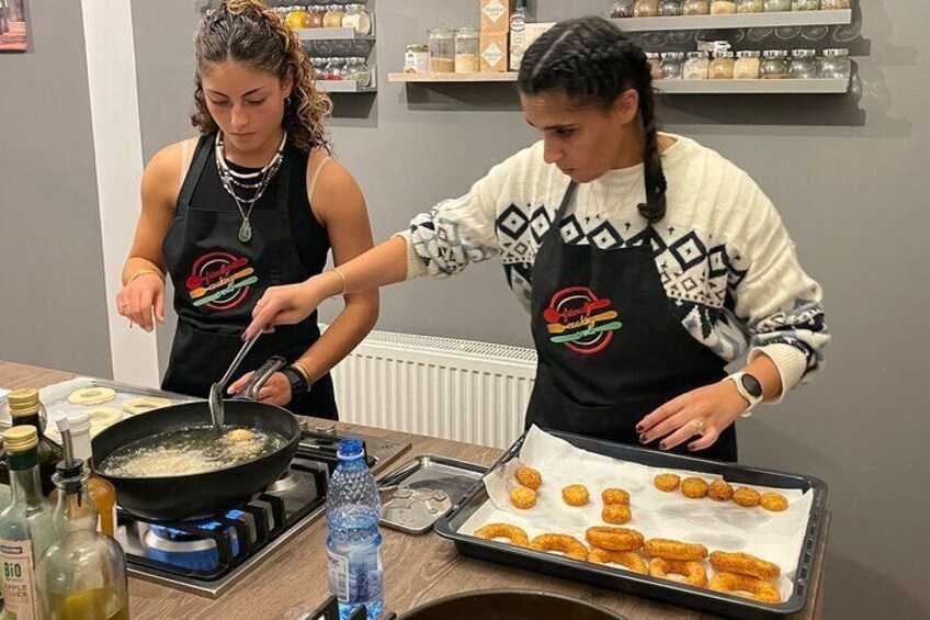 Traditional Romanian Cooking Class in Iasi 